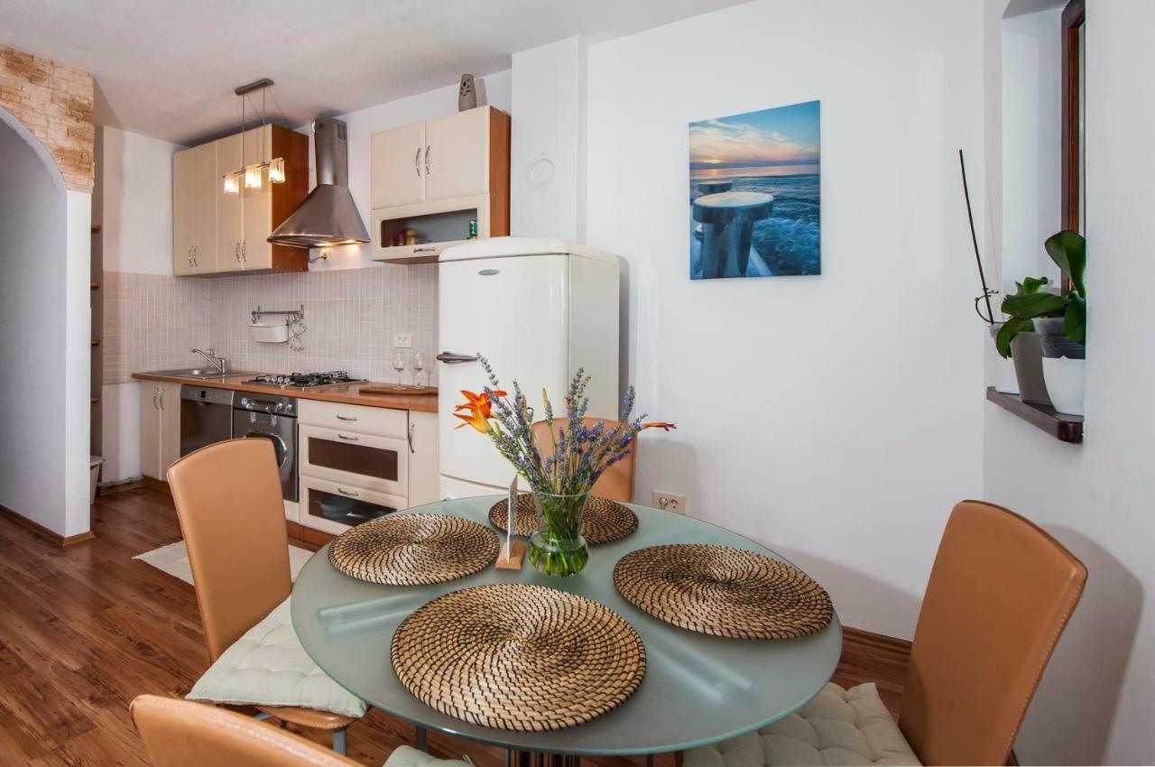 Apartment Thalassa Rovinj Exterior foto