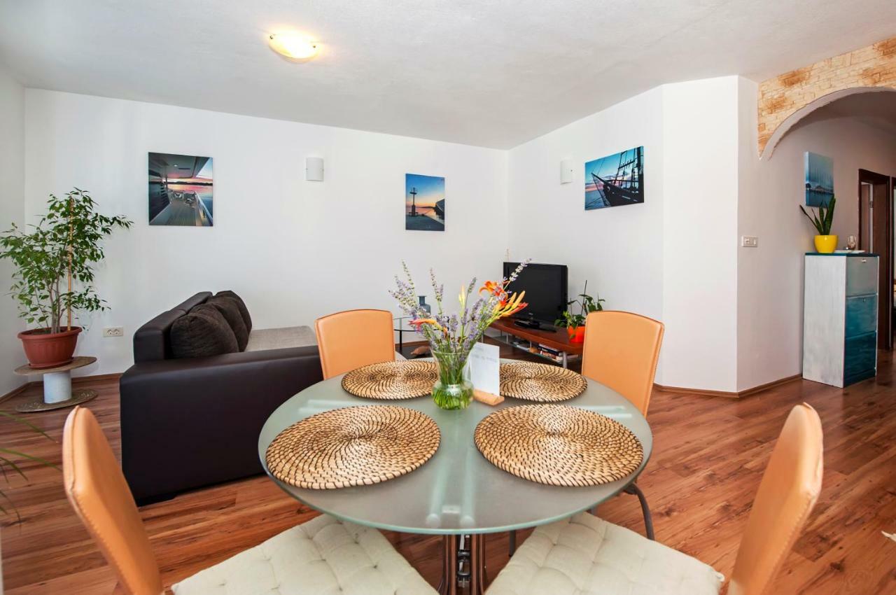 Apartment Thalassa Rovinj Exterior foto
