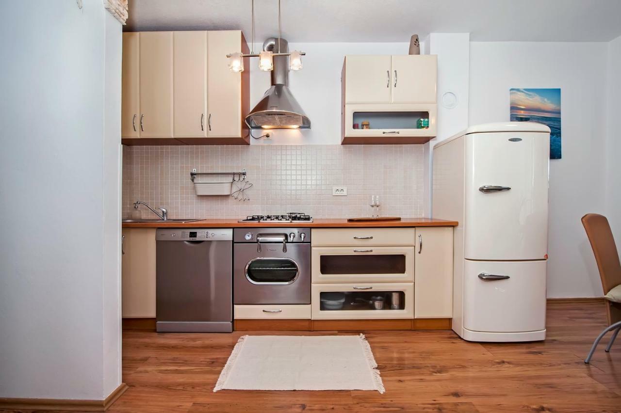 Apartment Thalassa Rovinj Exterior foto